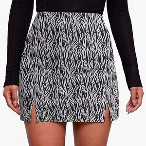Black and White Zebra Print Skirt
